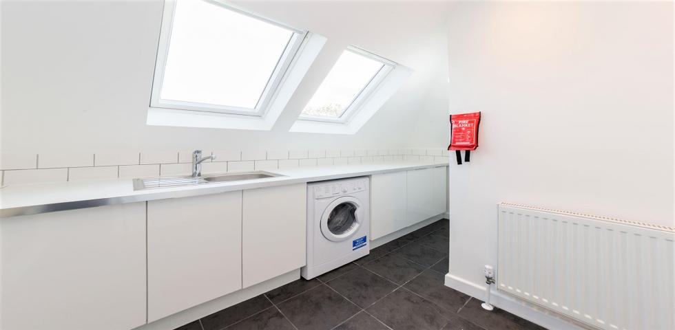 			RECENTLY REFURBISHED, 3 Bedroom, 1 bath, 1 reception Flat			 Harrowdene Road, WEMBLEY 